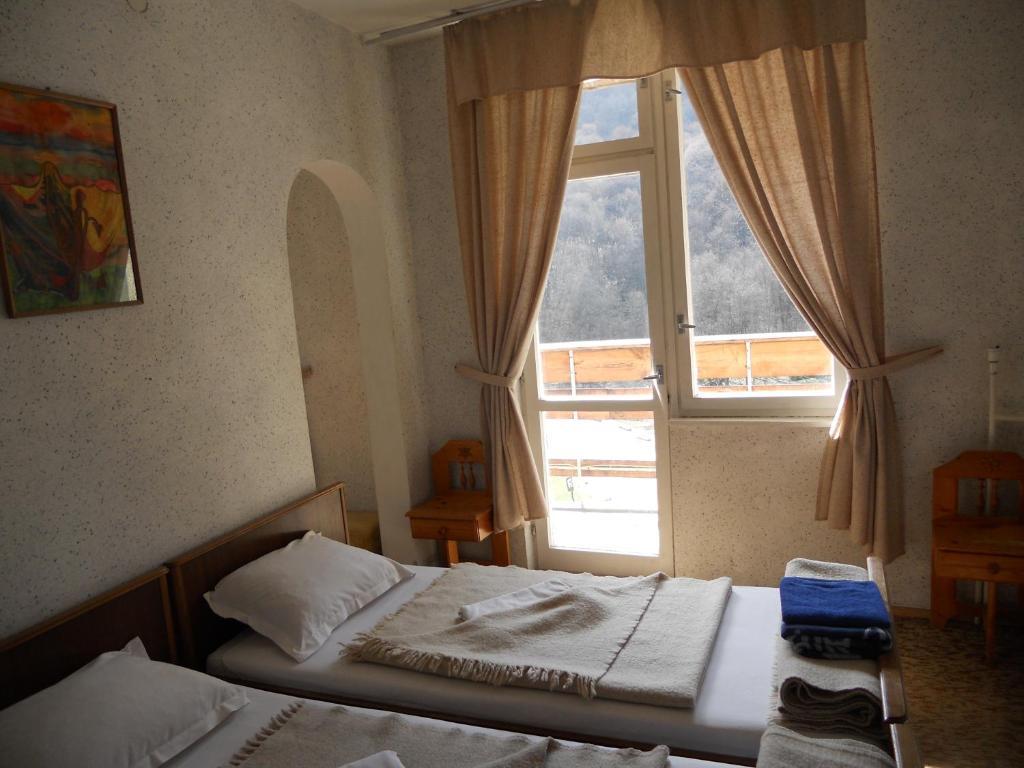 Ledenika Lodge Vratsa Ruang foto